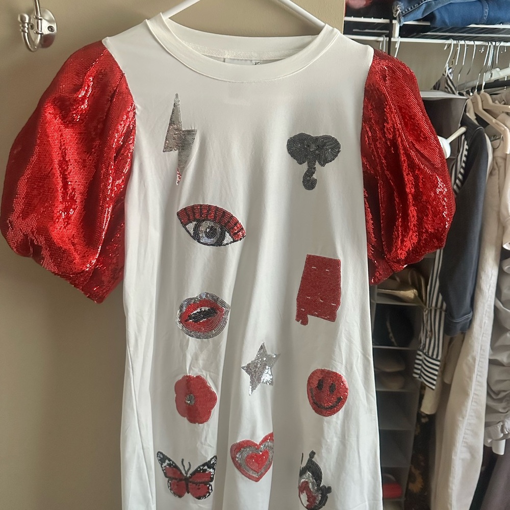 Queen of Sparkles Graphic Dress with Red Sequin Sleeves